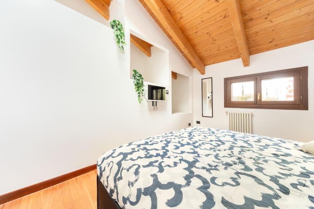 Appartamento Unico A Bologna Con 3 Camere E Parcheggio Gratuito Екстер'єр фото